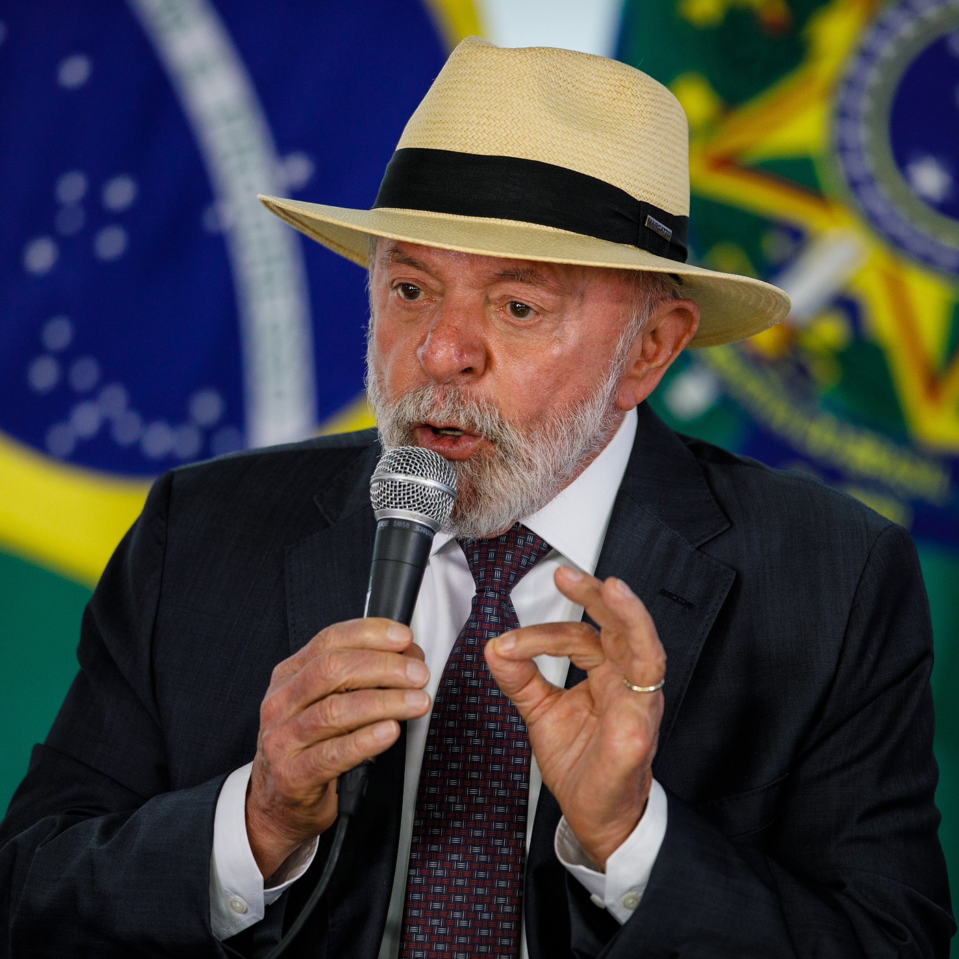 Lula culpa Banco Central pela alta no preço dos alimentos e sugere boicote a produtos caros