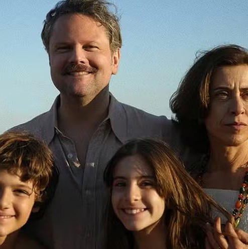 ‘Ainda Estou Aqui’ é eleito Melhor Filme Ibero-americano no Prêmio Goya