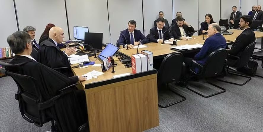 Anderson Torres deu suporte jurídico e de ingerência sobre forças de segurança pública do país, diz PGR