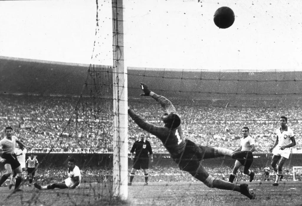 Há 75 anos, Brasil perdia a final da Copa para o Uruguai; torcedores relembram ‘Maracanazo’