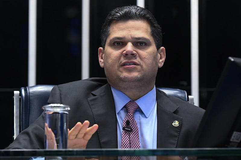 ‘Congresso não admite interferência nos Poderes’, diz Alcolumbre após sanção a Moraes pelos EUA