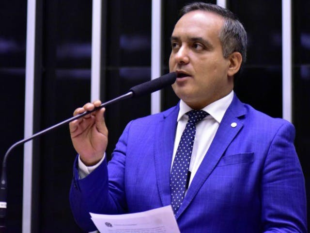 Prefeito de São Bernardo do Campo é afastado em operação da PF que investiga corrupção na prefeitura