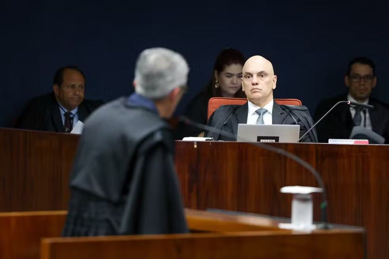 STF retoma julgamento do núcleo crucial da trama golpista com votos de ministros; entenda os próximos passos