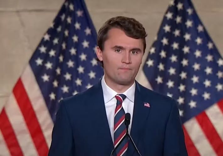 Polarização após assassinato de Charlie Kirk aprofunda ciclo de violência política, avalia professor