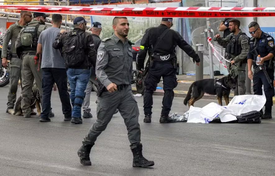 Sobe para seis o número de mortos em ataque a tiros em Jerusalém